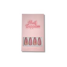 Afbeelding in Gallery-weergave laden, Girl On Fire