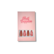 Afbeelding in Gallery-weergave laden, The Devil Wears